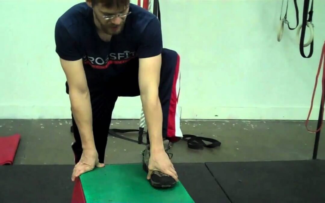MOvember Day 29:  Flexion Box Lunge