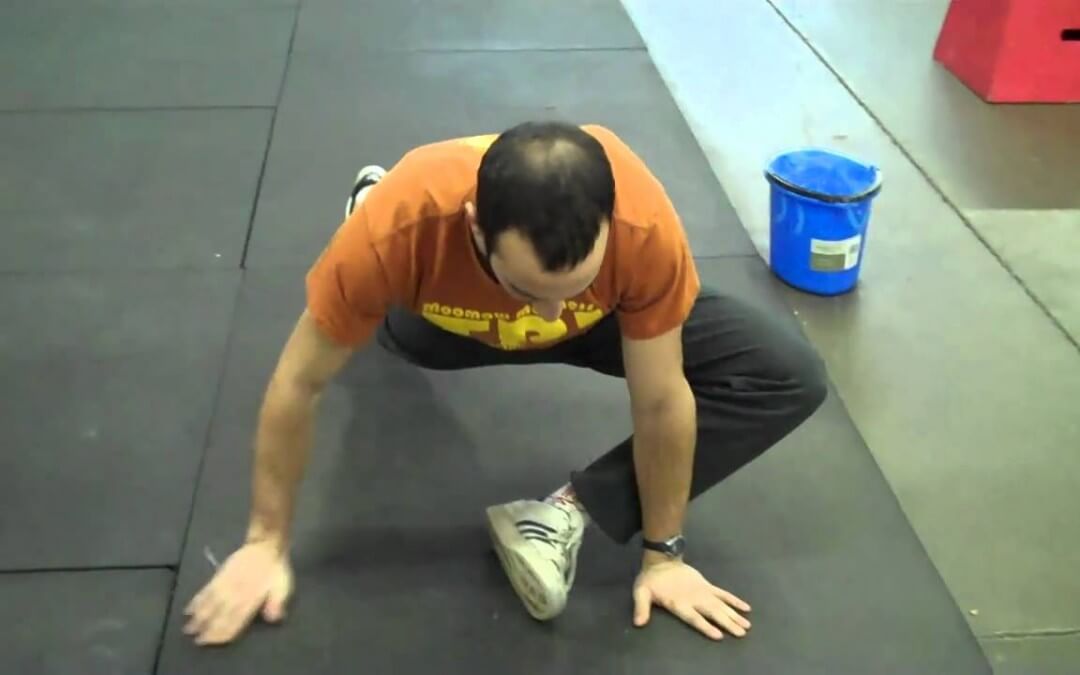 MOvember Day 23:  Spiderman Lunge